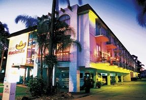 Airport Hacienda Motel - New South Wales Tourism  0