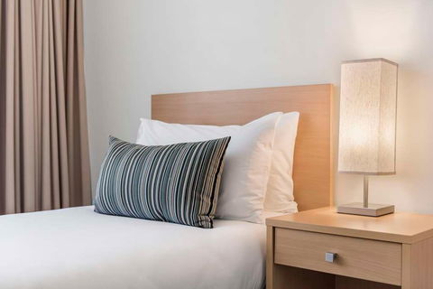 Franklin Central Apartments - New South Wales Tourism  7