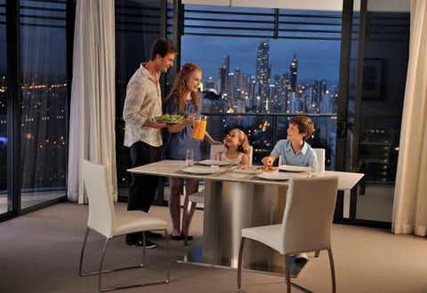 Peppers Broadbeach - New South Wales Tourism  4