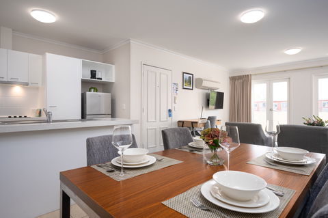 Aligned Corporate Residences Kew - New South Wales Tourism  9