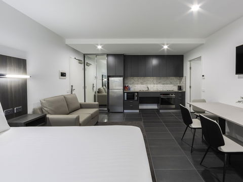 The Sebel Canberra Civic Hotel - New South Wales Tourism  8