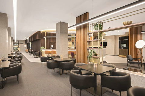 Vibe Hotel Melbourne - New South Wales Tourism  8