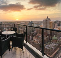 Meriton Suites Pitt Street - New South Wales Tourism 