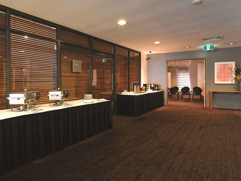 Adina Apartment Hotel Sydney Town Hall - New South Wales Tourism  13