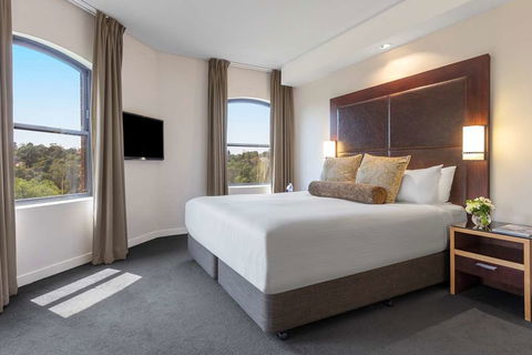 Amora Hotel Riverwalk Melbourne - New South Wales Tourism  11