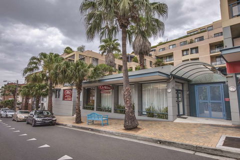 Adina Apartment Hotel Coogee - New South Wales Tourism  0