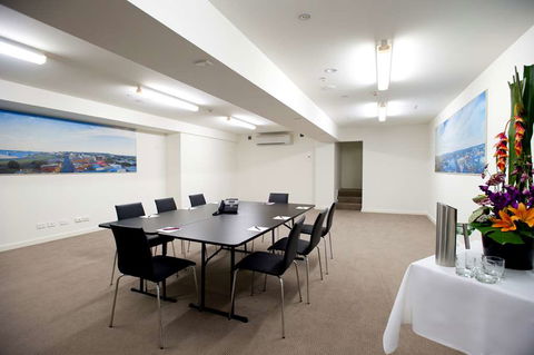 Newcastle Central Plaza - New South Wales Tourism  1