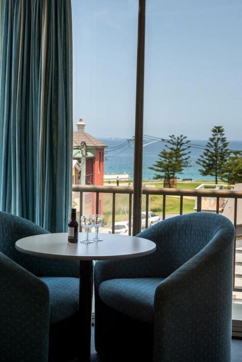 Alloggio Newcastle Beach Hotel - New South Wales Tourism  1
