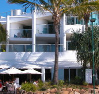 On The Beach - New South Wales Tourism 