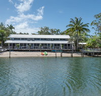 Caribbean Noosa - New South Wales Tourism 