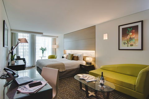 The Point Brisbane Hotel - New South Wales Tourism  2