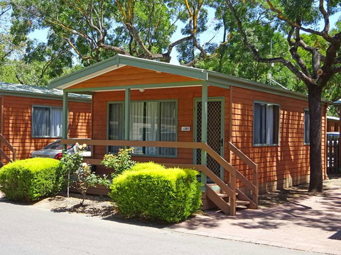 Adelaide Caravan Park - New South Wales Tourism  1