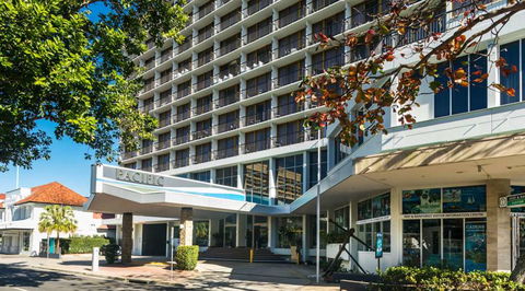 Pacific Hotel Cairns - New South Wales Tourism  1