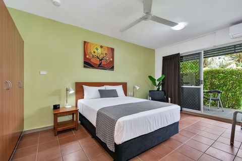 Vitina Studio Motel - New South Wales Tourism  1