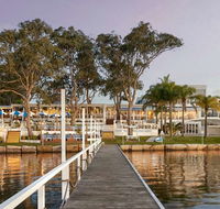 The Beachcomber Hotel  Resort - New South Wales Tourism 