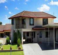 Sapphire City Motor Inn - New South Wales Tourism 