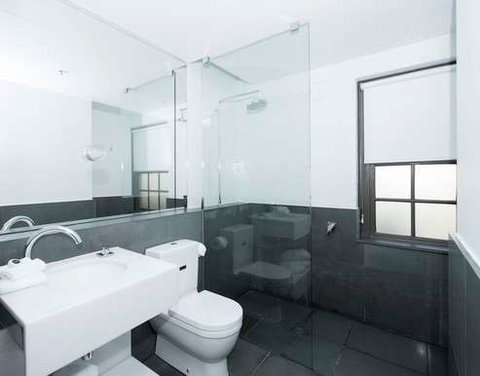 Peppers Gallery Hotel, Canberra - New South Wales Tourism  1