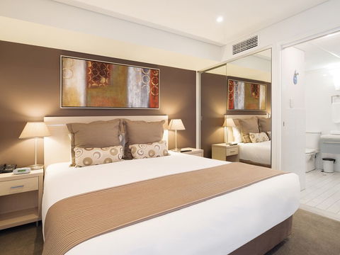 Oaks Horizons Hotel - New South Wales Tourism  2