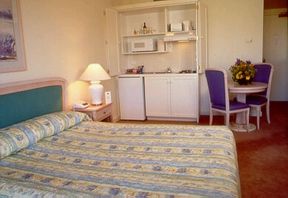The Crescent On Bayswater - New South Wales Tourism  0