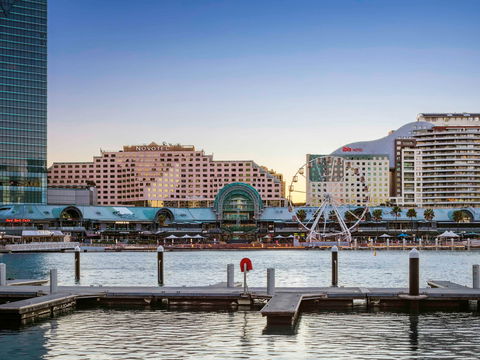 Novotel Sydney On Darling Harbour - New South Wales Tourism  1