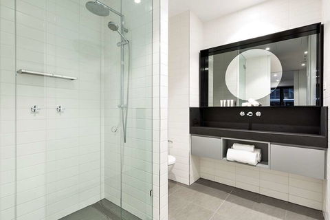 Tyrian Serviced Apts Albert Park Lane - New South Wales Tourism  1