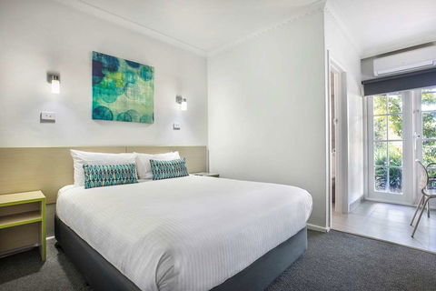 Skyways Hotel - New South Wales Tourism  2