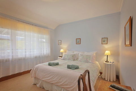 Mole Creek Guest House - New South Wales Tourism  2