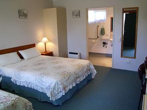 Wintersun Gardens Motel - New South Wales Tourism  1