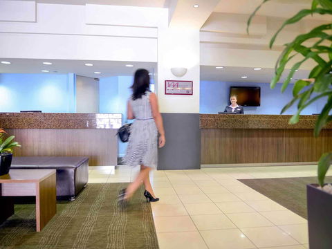 Mercure Grosvenor Hotel Adelaide - New South Wales Tourism  1