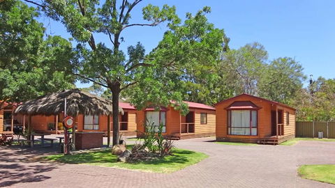 Adelaide Caravan Park - New South Wales Tourism  0