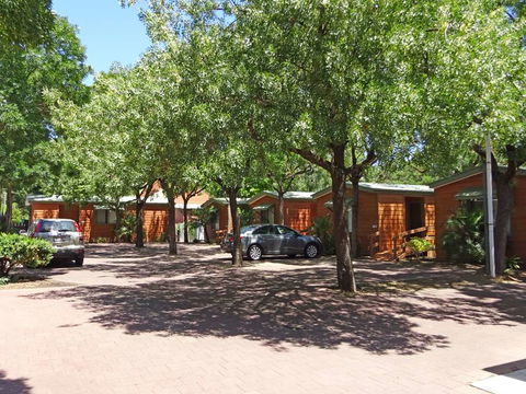 Adelaide Caravan Park - New South Wales Tourism  2