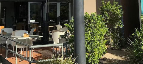 The Coffee House Apartments & Bistro - New South Wales Tourism  1