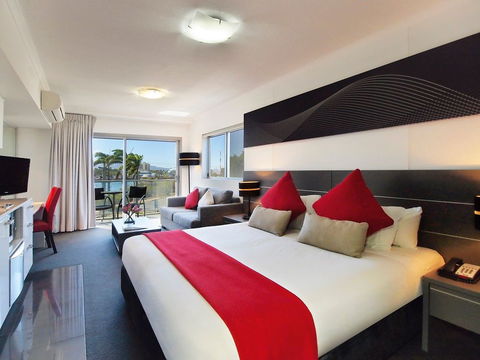 Oaks Metropole Hotel - New South Wales Tourism  2