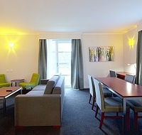 Abode Narrabundah - New South Wales Tourism 