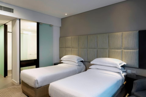 Four Points by Sheraton Brisbane - New South Wales Tourism  4