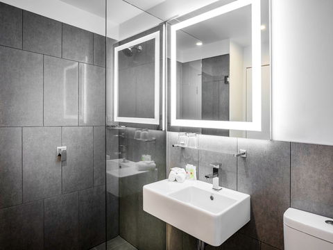 Ibis Styles Brisbane Elizabeth Street - New South Wales Tourism  5