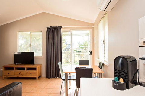 Discovery Parks Koombana Bay - New South Wales Tourism  3