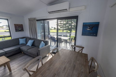 Discovery Parks Koombana Bay - New South Wales Tourism  9