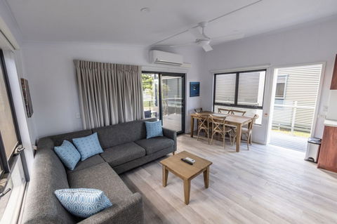 Discovery Parks Koombana Bay - New South Wales Tourism  13