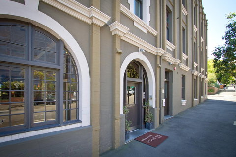 The Vulcan Hotel - New South Wales Tourism  1