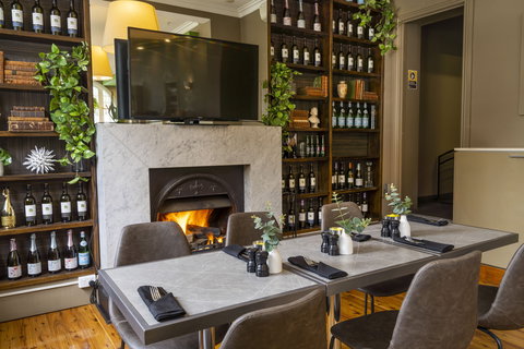 The Vulcan Hotel - New South Wales Tourism  13