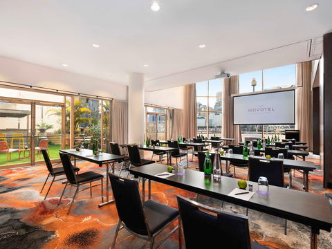 Novotel Sydney On Darling Harbour - New South Wales Tourism  7
