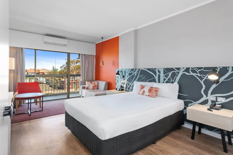 The Plaza Hotel Kalgoorlie - New South Wales Tourism  5