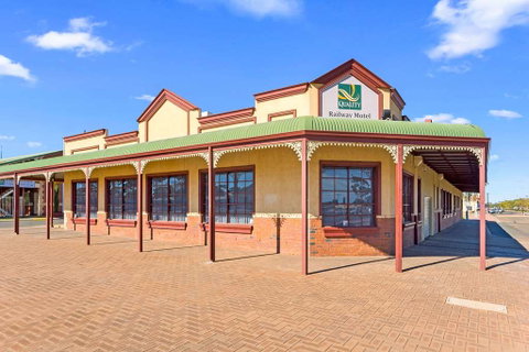 Quality Inn Railway - New South Wales Tourism  1