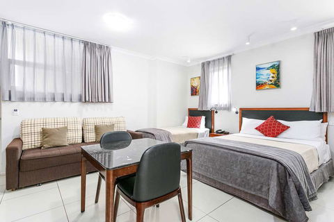 Comfort Inn & Suites Burwood - New South Wales Tourism  6