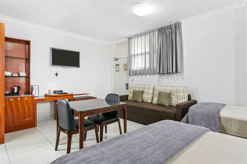 Comfort Inn & Suites Burwood - New South Wales Tourism  7