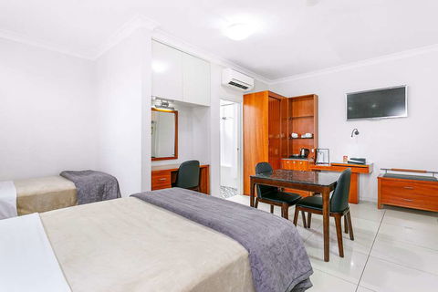 Comfort Inn & Suites Burwood - New South Wales Tourism  8