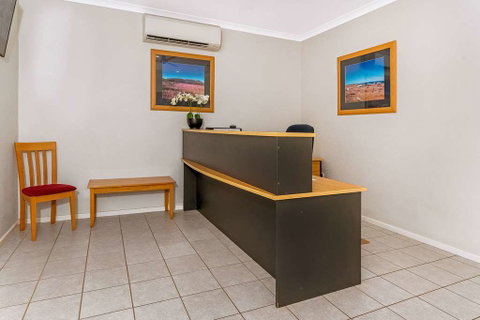 Comfort Inn & Suites Karratha - New South Wales Tourism  9