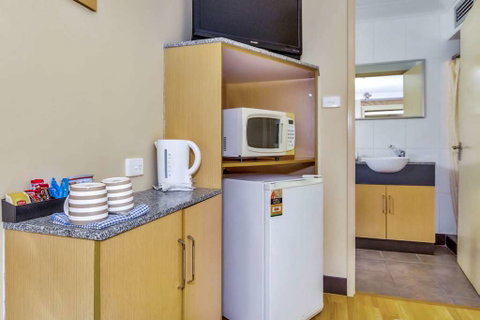 Econo Lodge Karratha - New South Wales Tourism  9