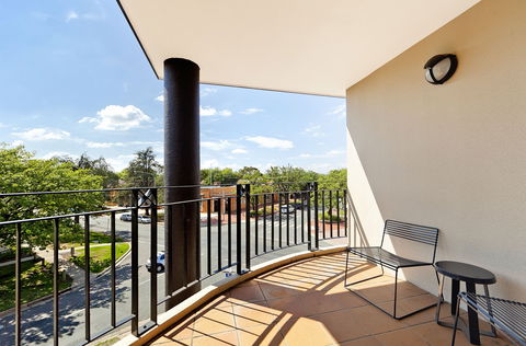 Astra Apartments The Griffin - New South Wales Tourism  9